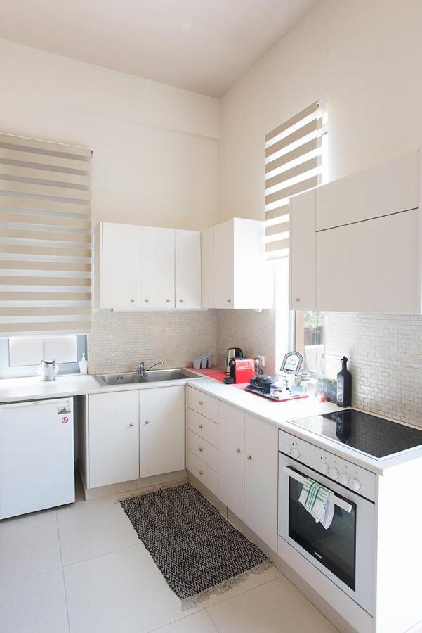 The Fifty Condo Ираклион Экстерьер фото
