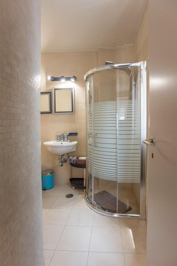 The Fifty Condo Ираклион Экстерьер фото